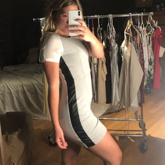 Mini dress! - Picture 3 of 3